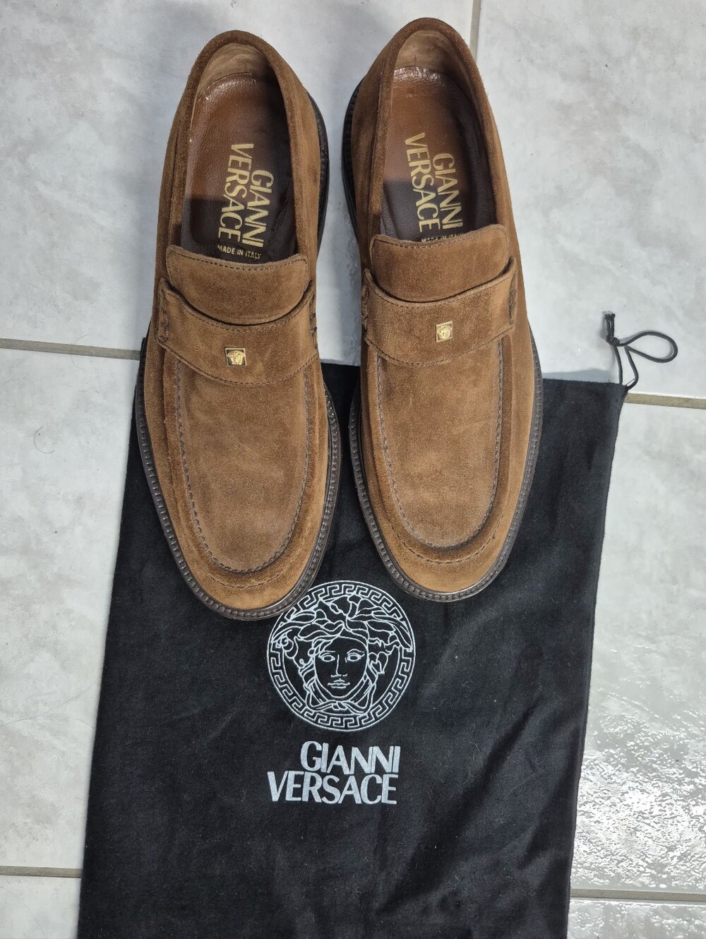 ARCHIVAL VINTAGE GIANNI VERSACE BROWN SUEDE MEDUSA LOAFERS - Picture 6 of 9